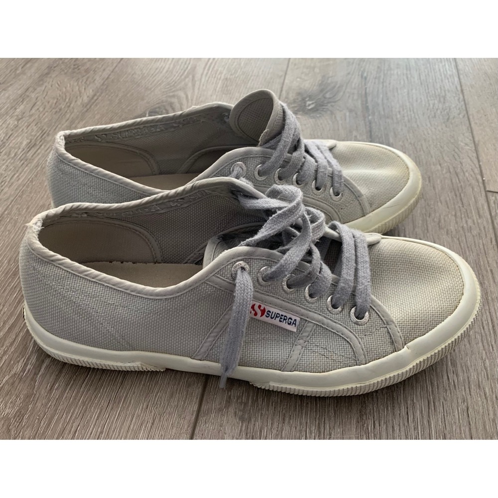 Superga  lClassic  Canvas Sneakers Mens 6.5 Womens 8 Skater Y2K Minimalist - Picture 2 of 6